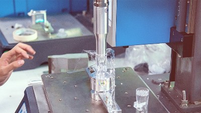 靈科超聲波，超聲波焊接設(shè)備的“價格屠夫”
